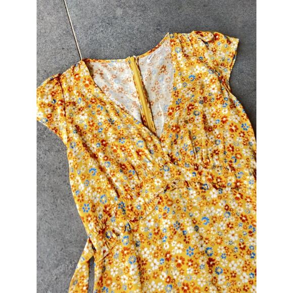 Reformation Size 6 Kaye Junie V-neck Gold Tie Back Silk Satin Floral Long Dress - Picture 3 of 13